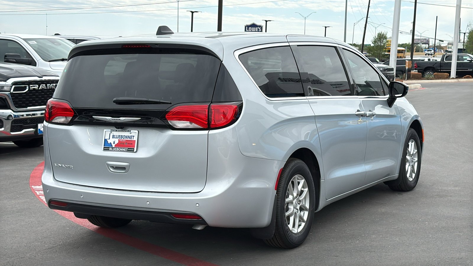 New 2026 Silver Mist Clear-Coat Exterior Paint Chrysler LX image 5