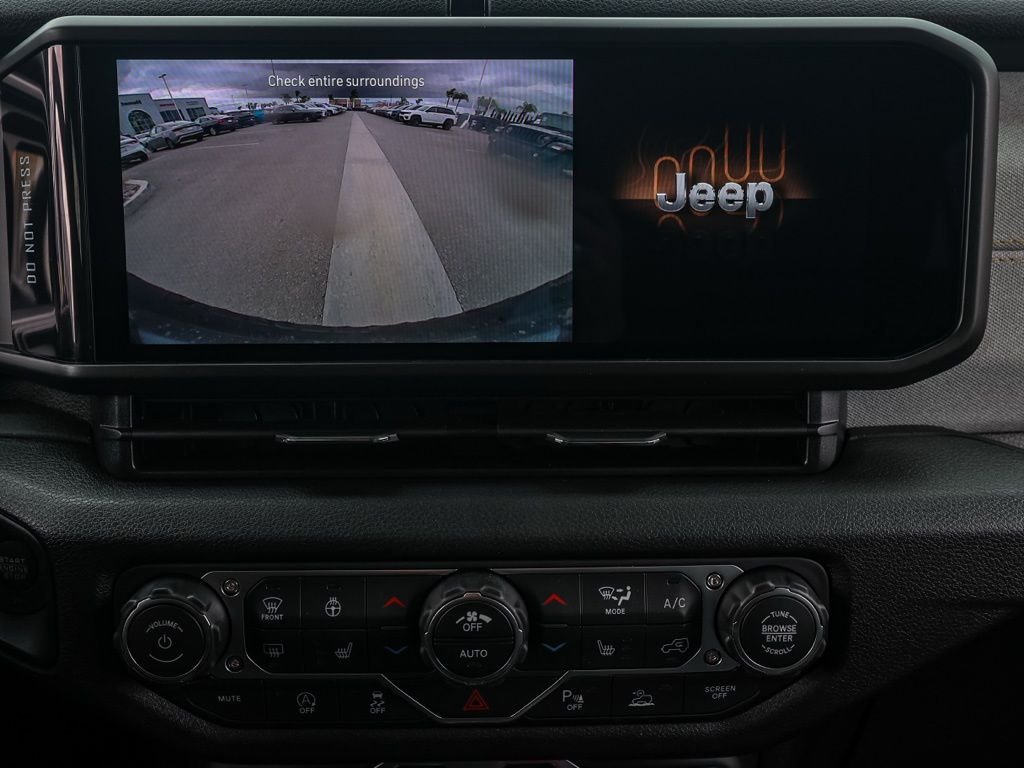 New 2026 Black Clear-Coat Exterior Paint Jeep Sport S image 29