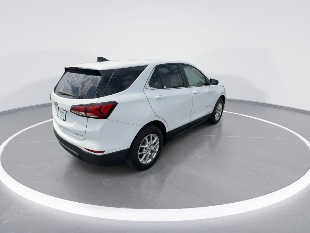 Used 2024 White Chevrolet LT image 8