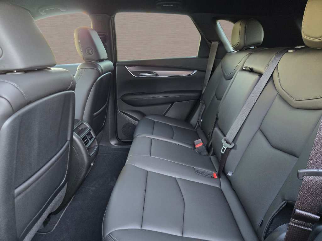 2026 Cadillac XT5 Luxury - Photo 13