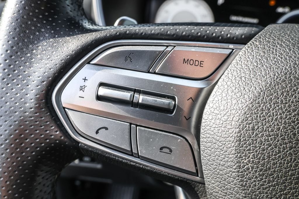 Used 2022 Silver Hyundai Calligraphy image 21