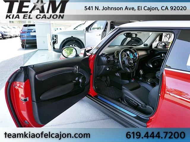 Used 2024 Red MINI Iconic image 39