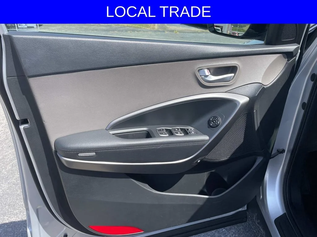 Used 2017 Silver Hyundai 2.4 Base image 15