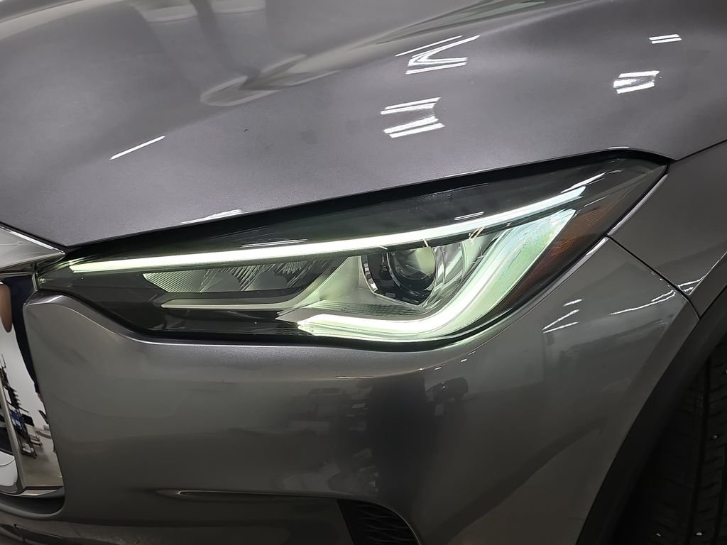 Certified Used 2025 Graphite Shadow INFINITI LUXE image 26