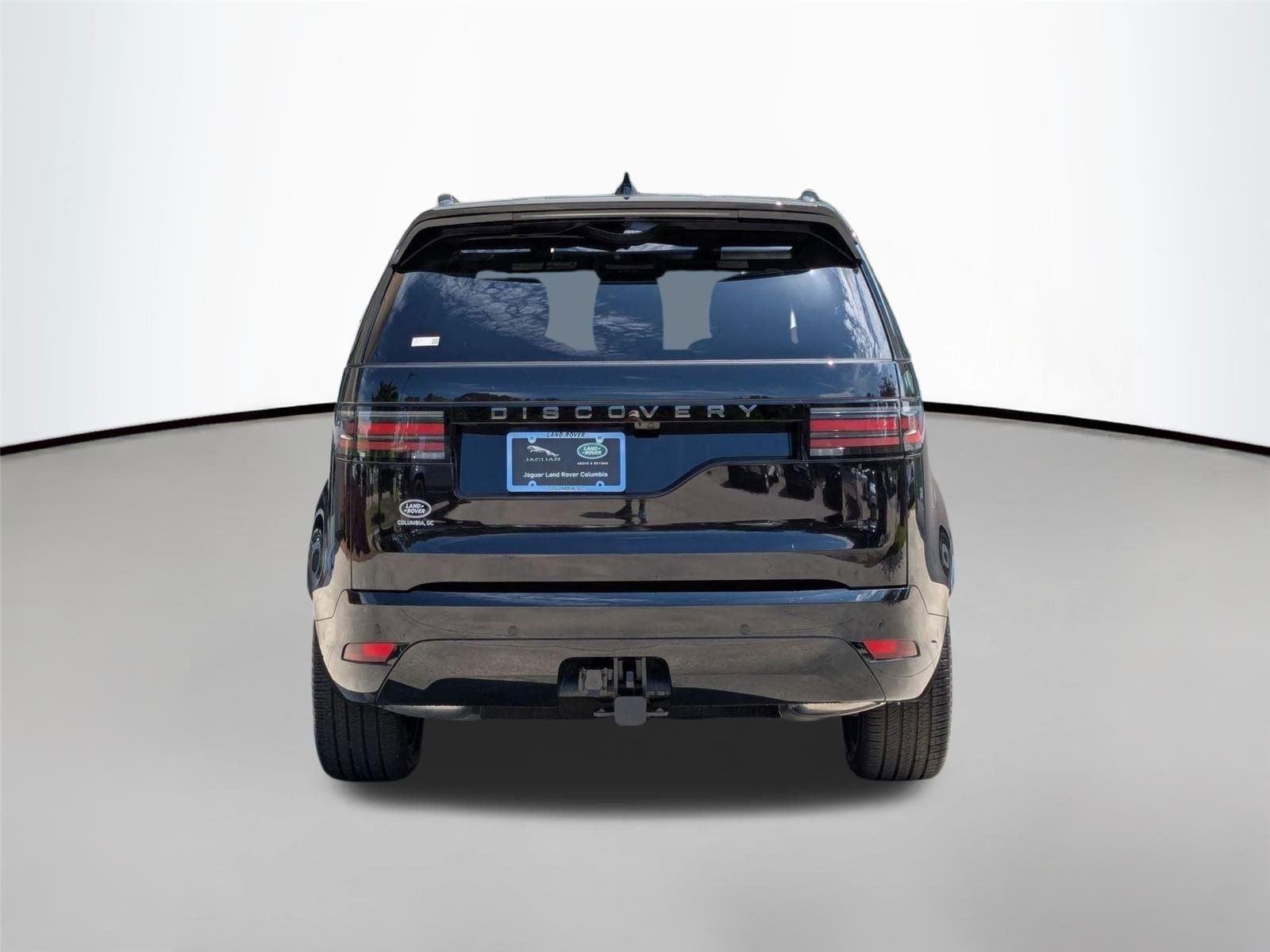 Used 2025 Santorini Black Metallic Land Rover Dynamic SE image 6