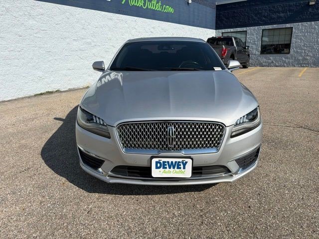 Used 2017 Ingot Silver Lincoln Reserve image 8