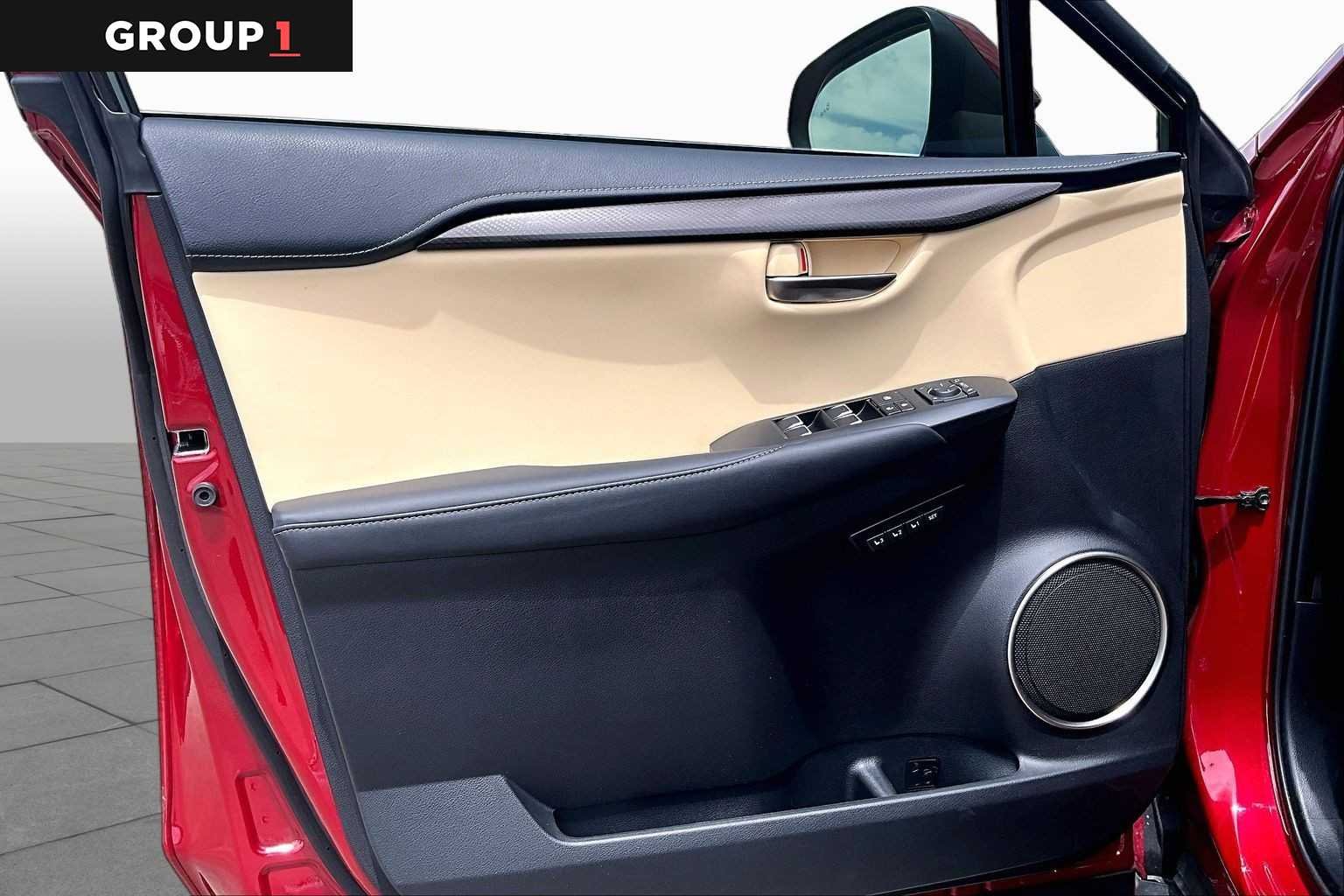 Certified Used 2020 Matador Red Mica Lexus  image 19
