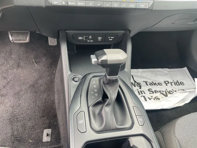 2025 Kia K4 LXS - Photo 26
