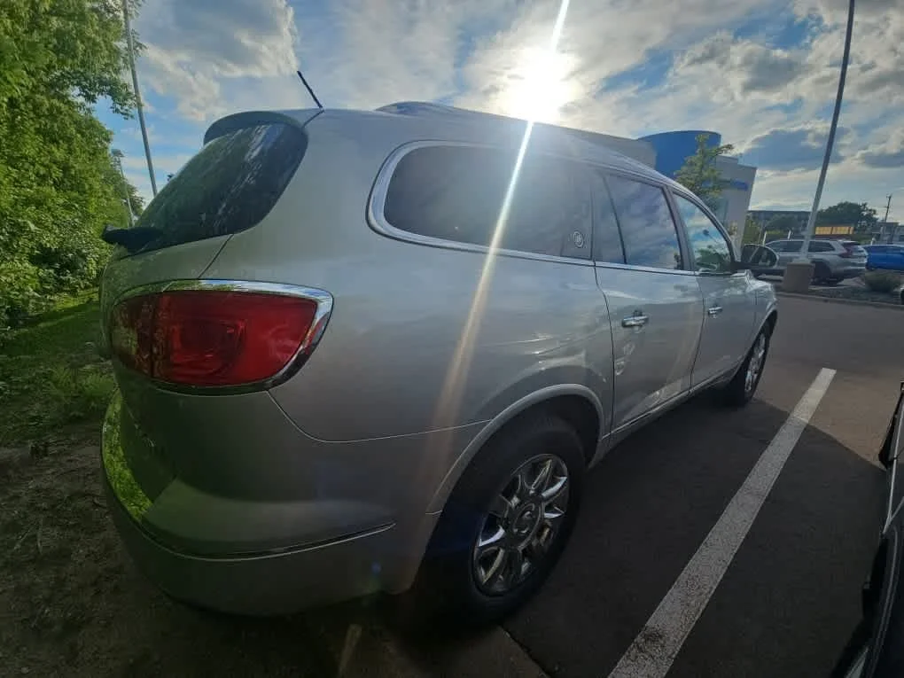 Used 2015 Quicksilver Metallic Buick Leather image 4
