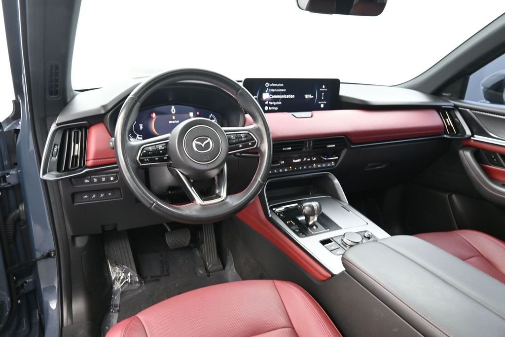 Used 2025 Gray Mazda Premium Plus image 16