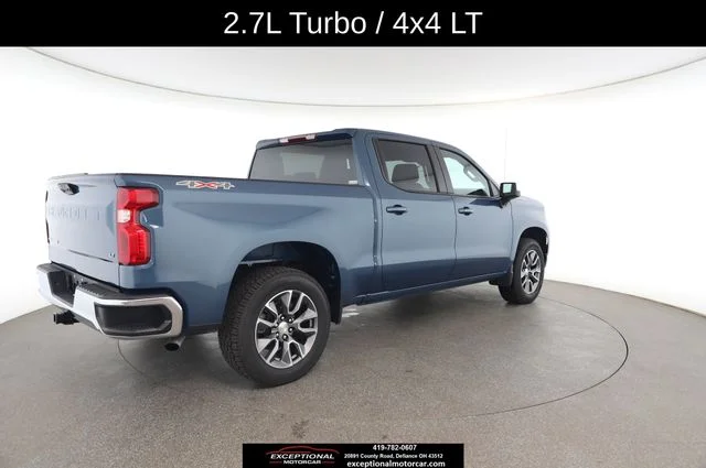 Used 2024 Blue Chevrolet LT image 19