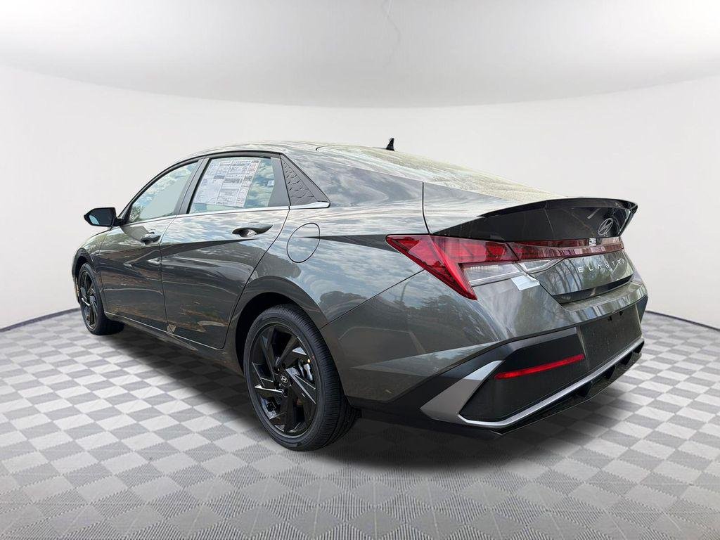 New 2026 Gray Hyundai SEL Sport Premium image 7