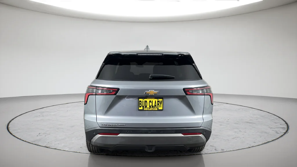 Used 2025 Gray Chevrolet LT image 9