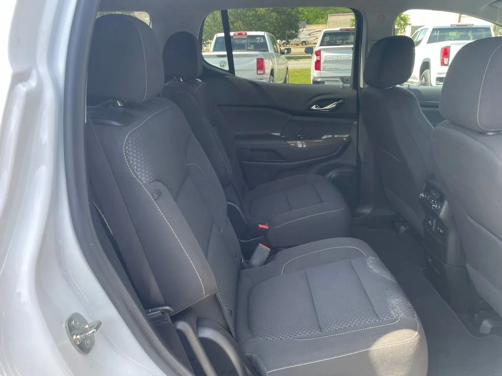 Used 2023 Summit White GMC SLE image 17