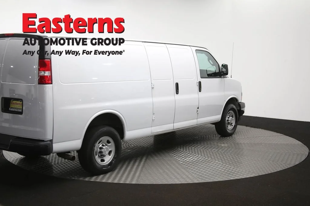Used 2019 White Chevrolet Work Van image 38