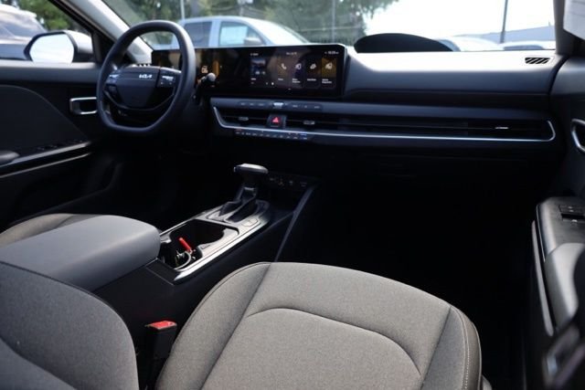 Used 2025 Steel Gray Kia LXS image 36