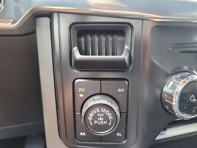 New 2026 Avalanche Ford Lariat image 29