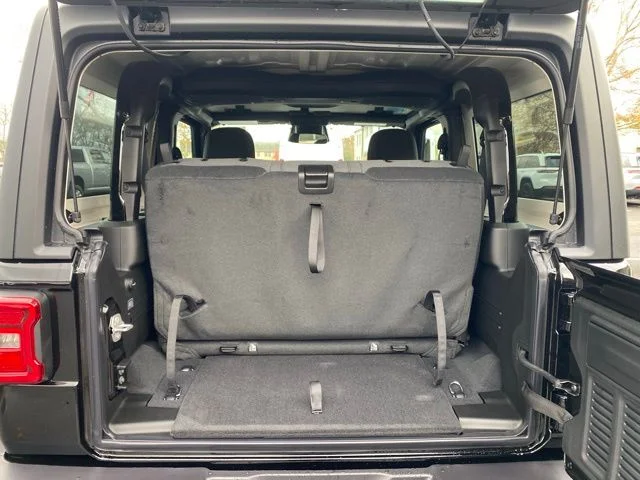2026 Jeep Wrangler 2-Door Willys - Photo 10