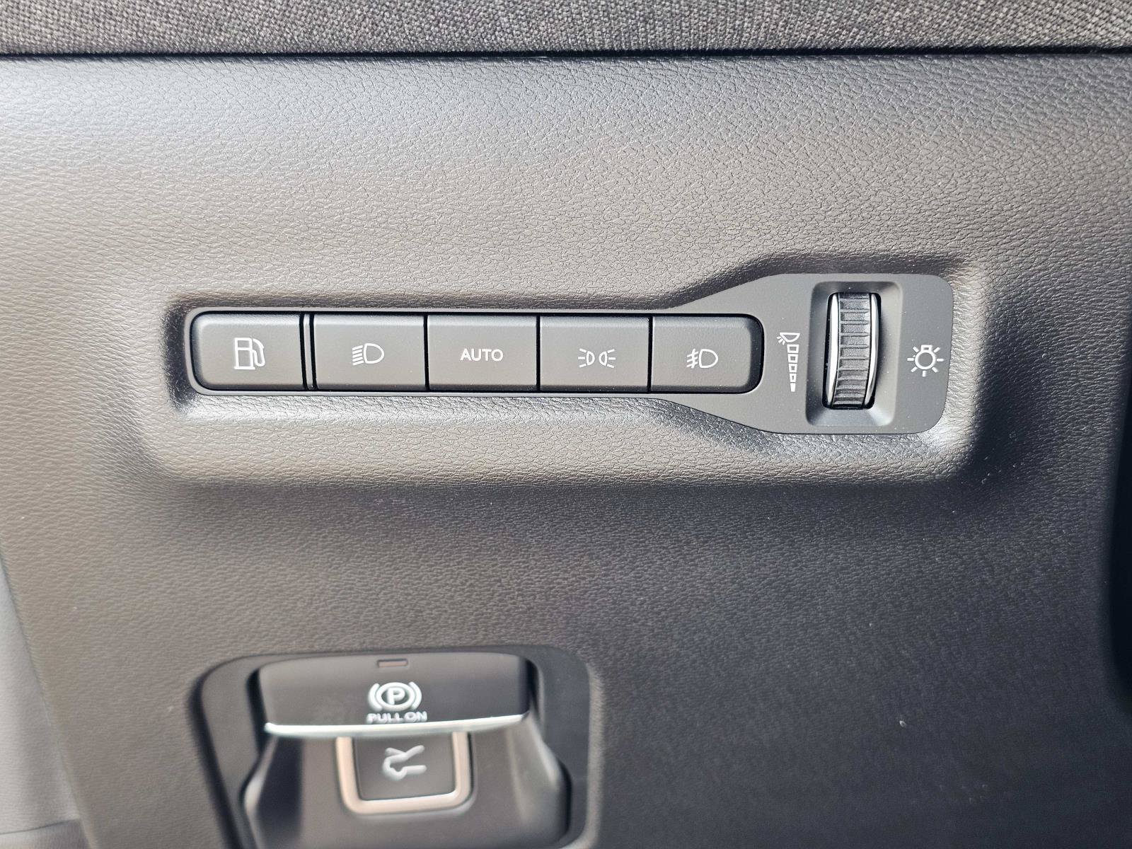 New 2026 Sting-Gray Clearcoat Jeep Laredo image 19