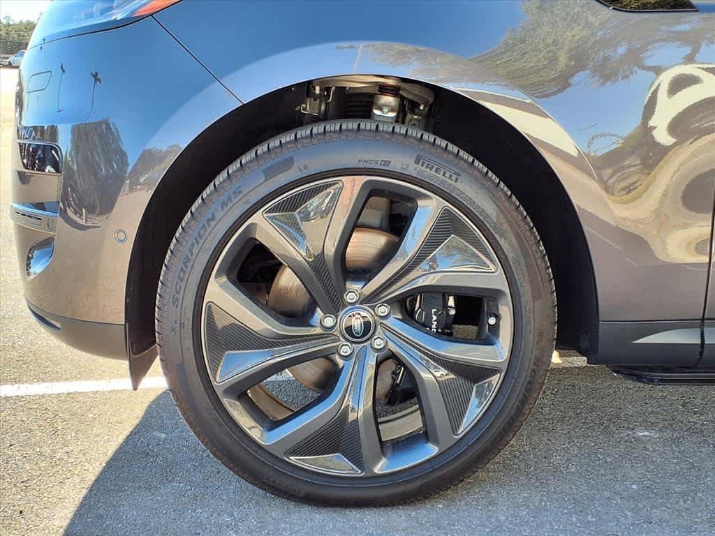 2025 Land Rover Range Rover Sport SE - Photo 6