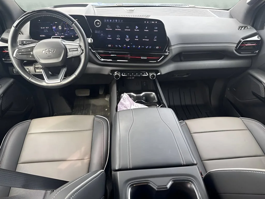 Used 2026 Riptide Blue Metallic Chevrolet Trail Boss - Max Range image 10