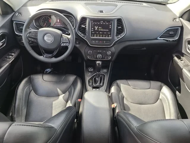 Used 2023 White Jeep Altitude Lux image 16