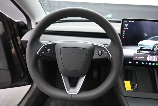Used 2025  Tesla Standard image 4