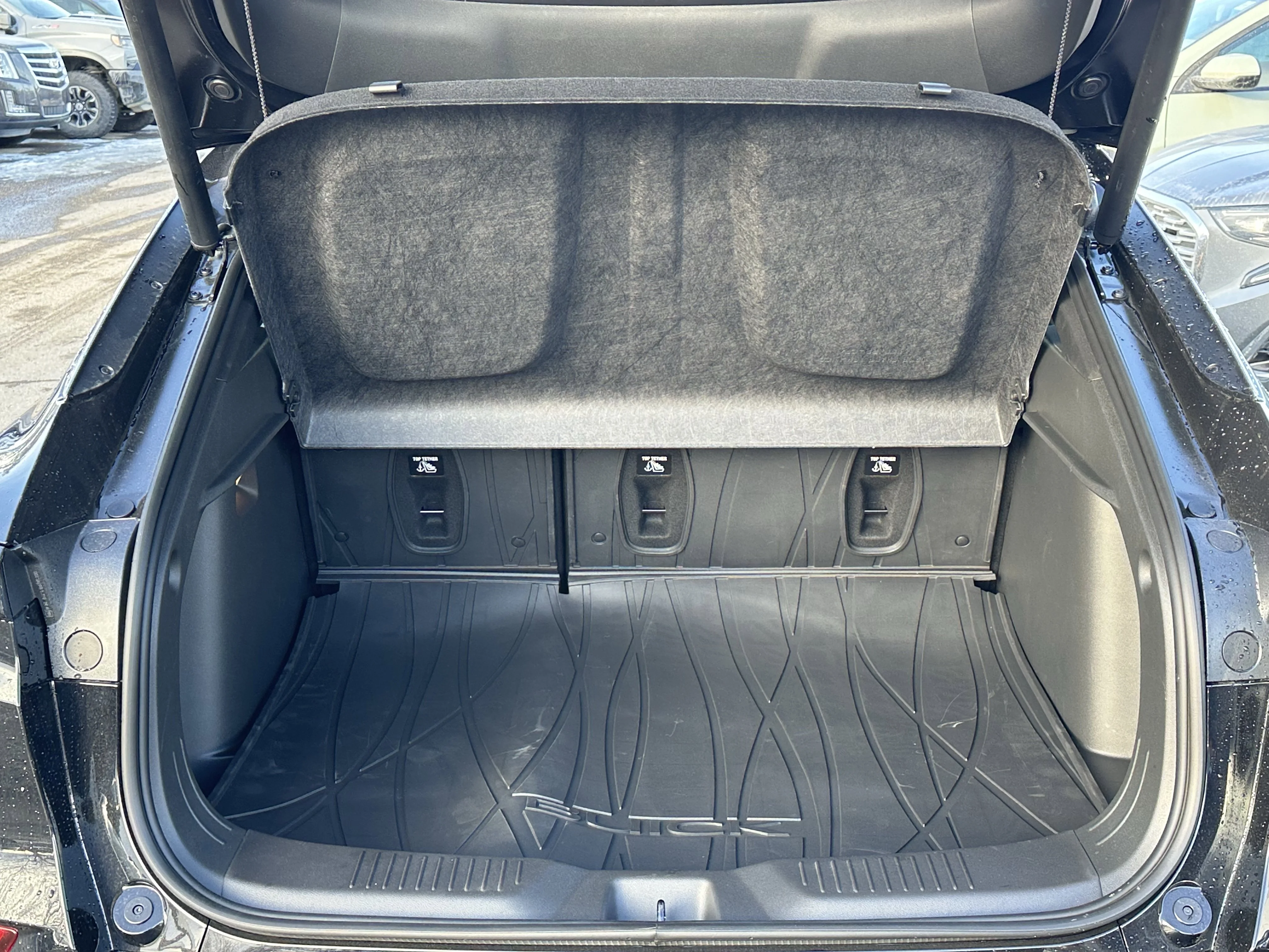 New 2026 Ebony Twilight Metallic Buick Avenir image 8