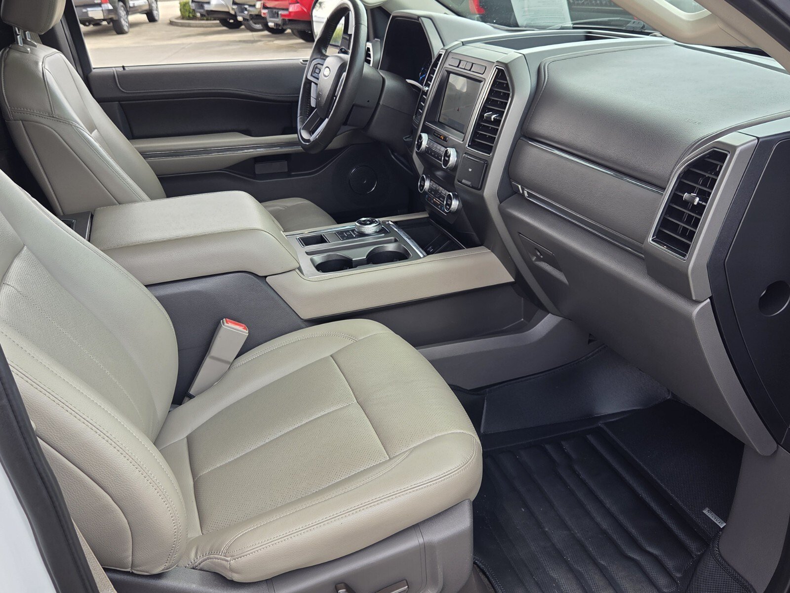Used 2020 Oxford White Ford XLT image 12