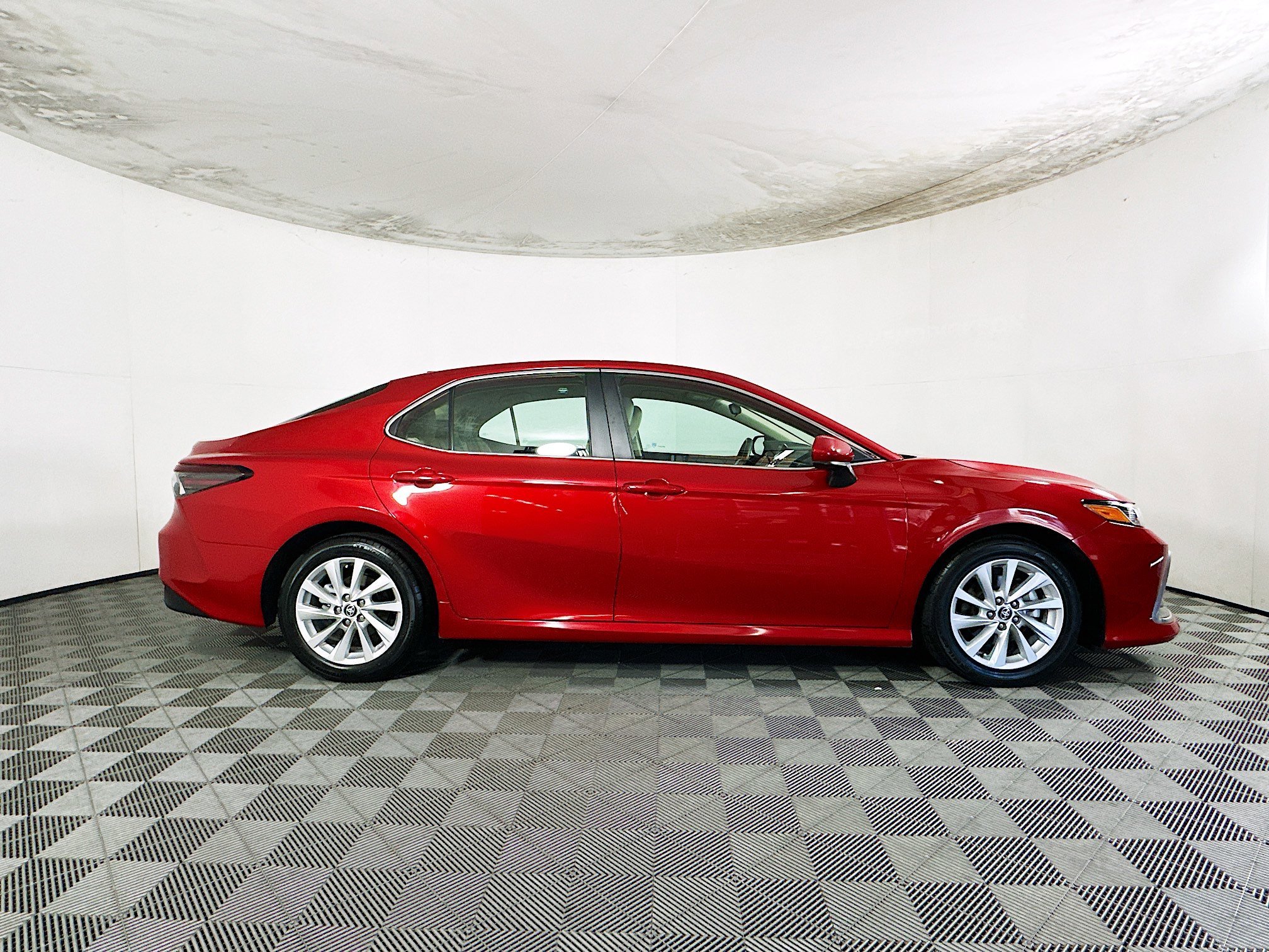 2024 Toyota Camry thumbnail 4