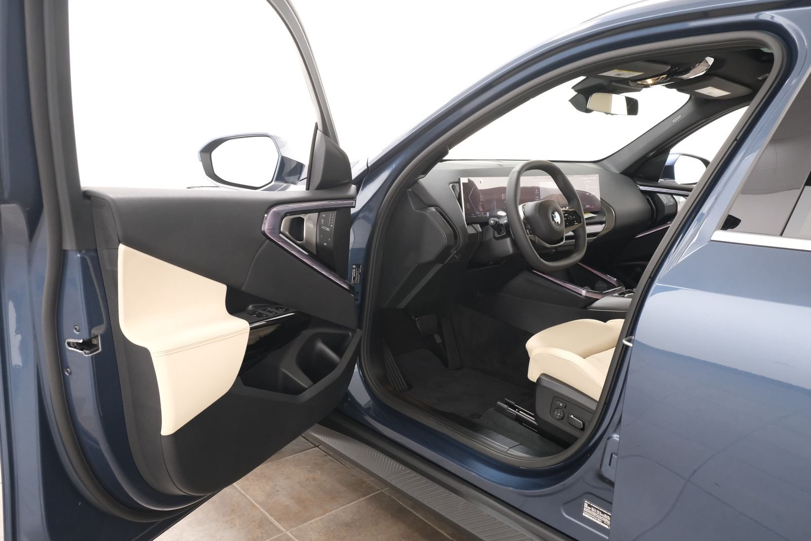 New 2026 Arctic Race Blue Metallic BMW 30 xDrive image 38