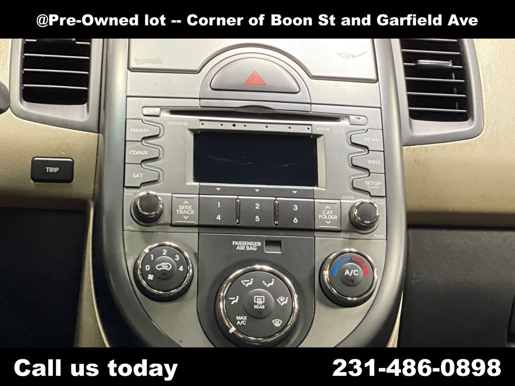 Used 2011 Gray Kia Exclaim image 19
