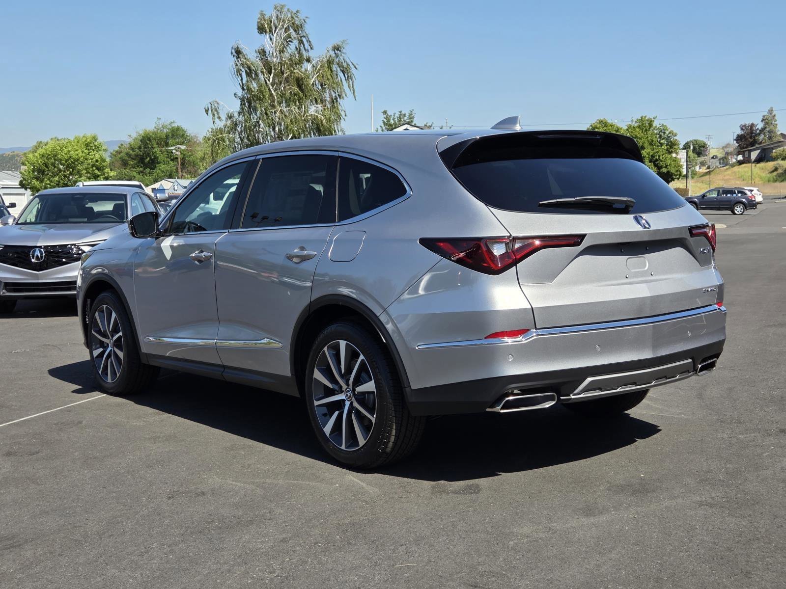 New 2026 Solar Silver Metallic Acura w/Technology Package AWD image 7