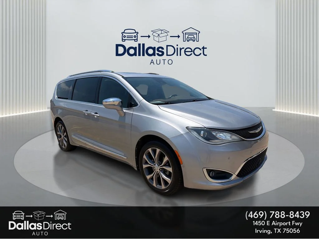 Used 2017 Billet Silver Metallic Clearcoat Chrysler Limited image 2