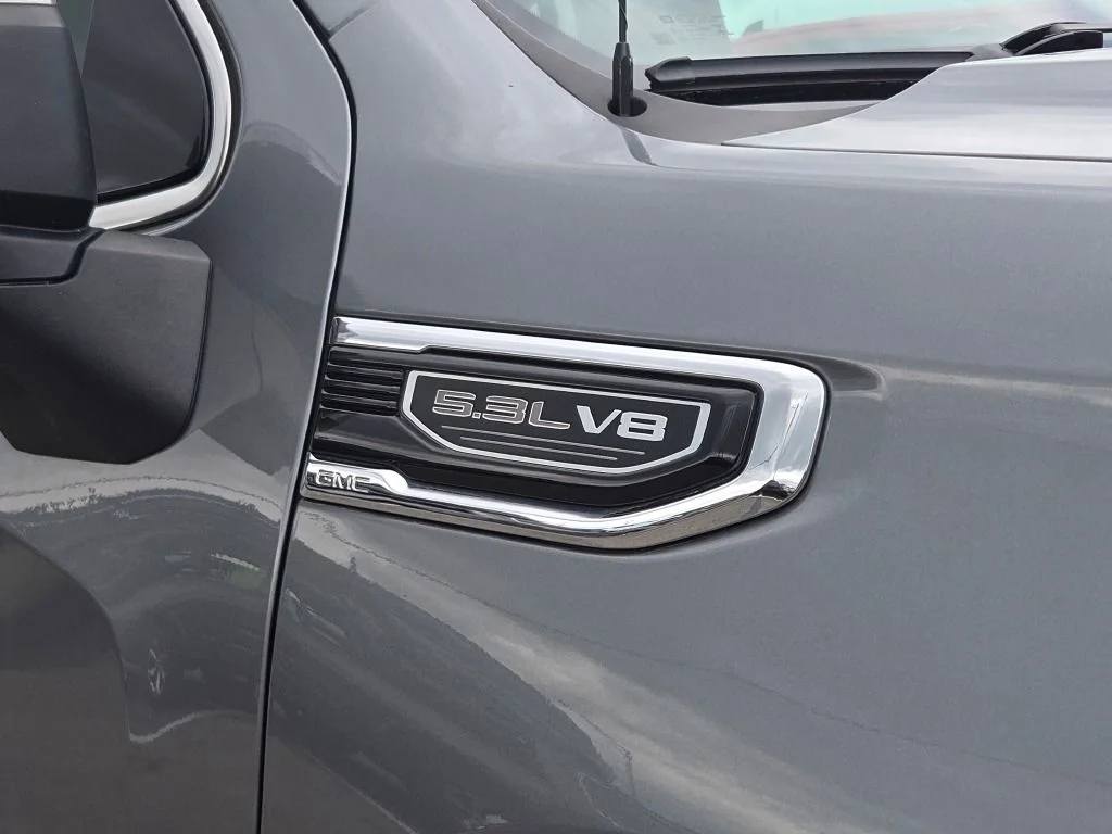 Used 2022 Gray GMC SLT image 11