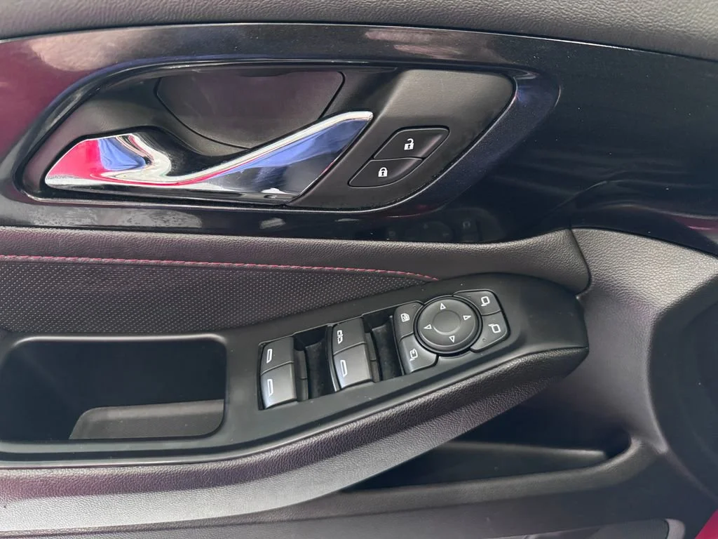 2023 Chevrolet Traverse RS - Photo 25