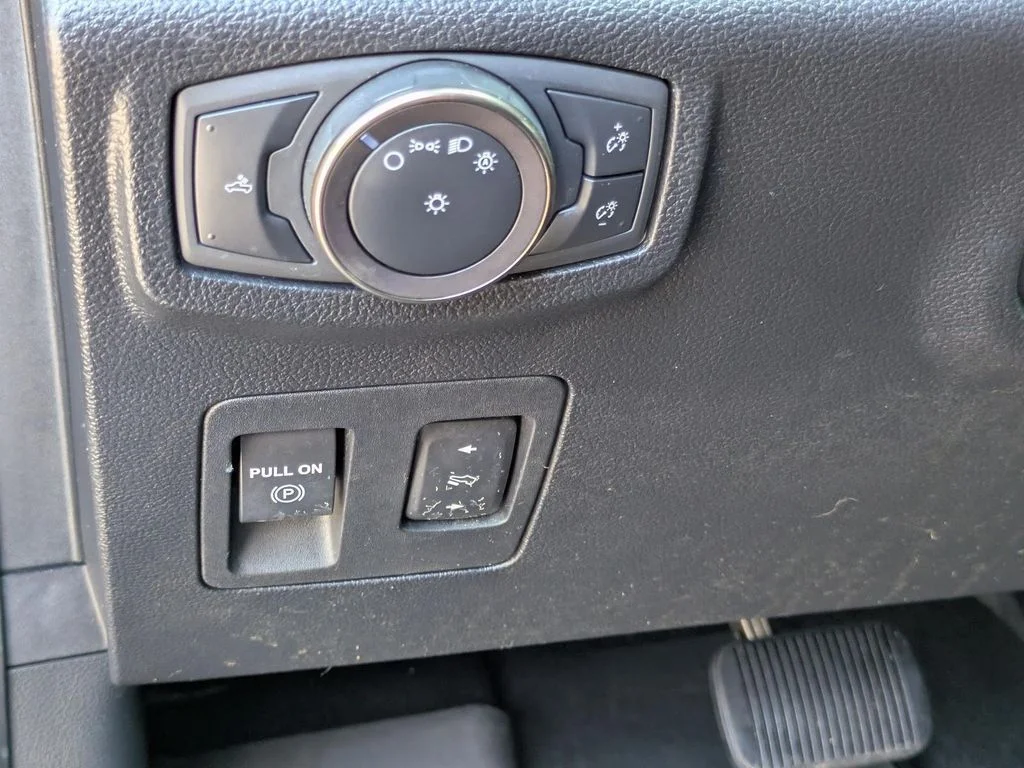Used 2019 Gray Ford Raptor image 20