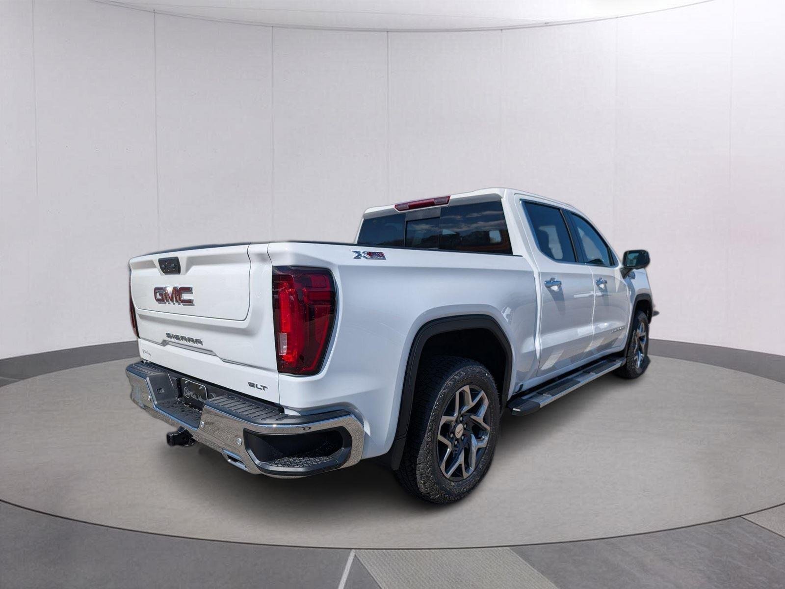 New 2026 Summit White GMC SLT image 3