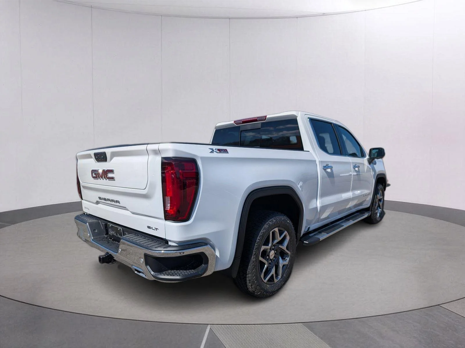 New 2026 Summit White GMC SLT image 3