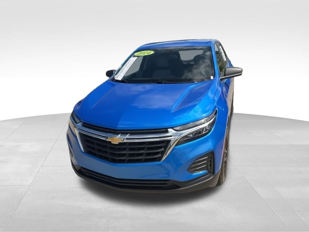 Used 2024 Blue Chevrolet LS image 4