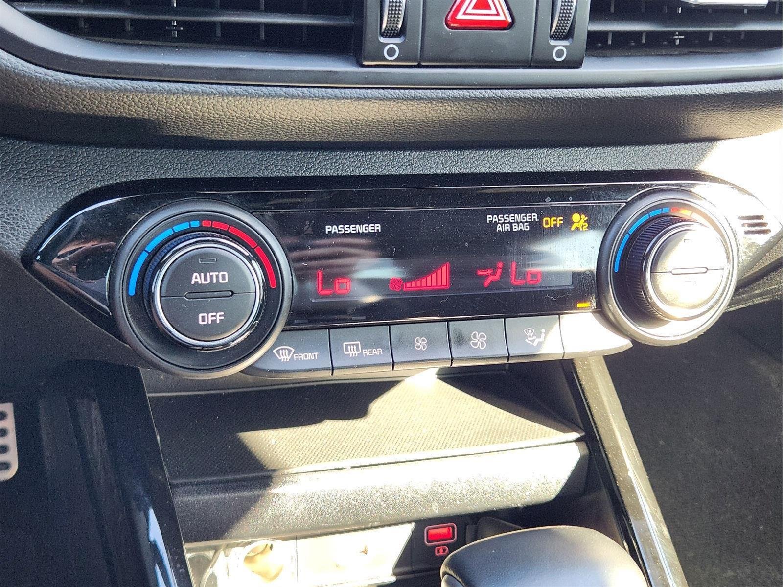 Used 2024 Snow White Pearl Kia GT-Line image 18