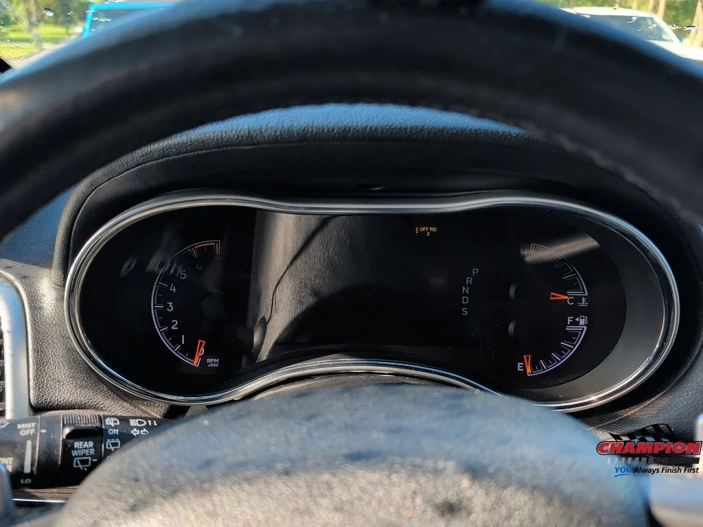 Used 2015 Black Jeep Overland image 20