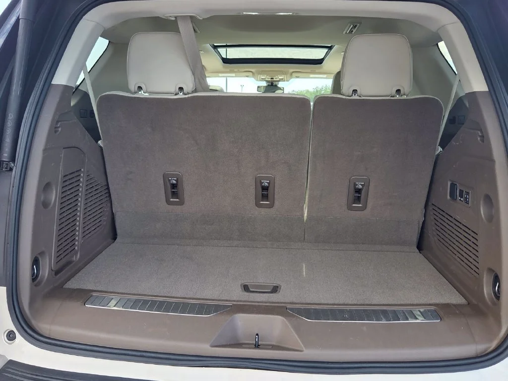 Used 2022 PEARL BEIGE METALLIC GMC Denali image 13