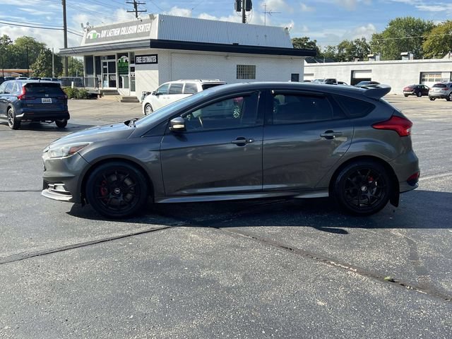 Used 2016 Ford Focus ST with VIN 1FADP3L90GL273656 for sale in Detroit, MI