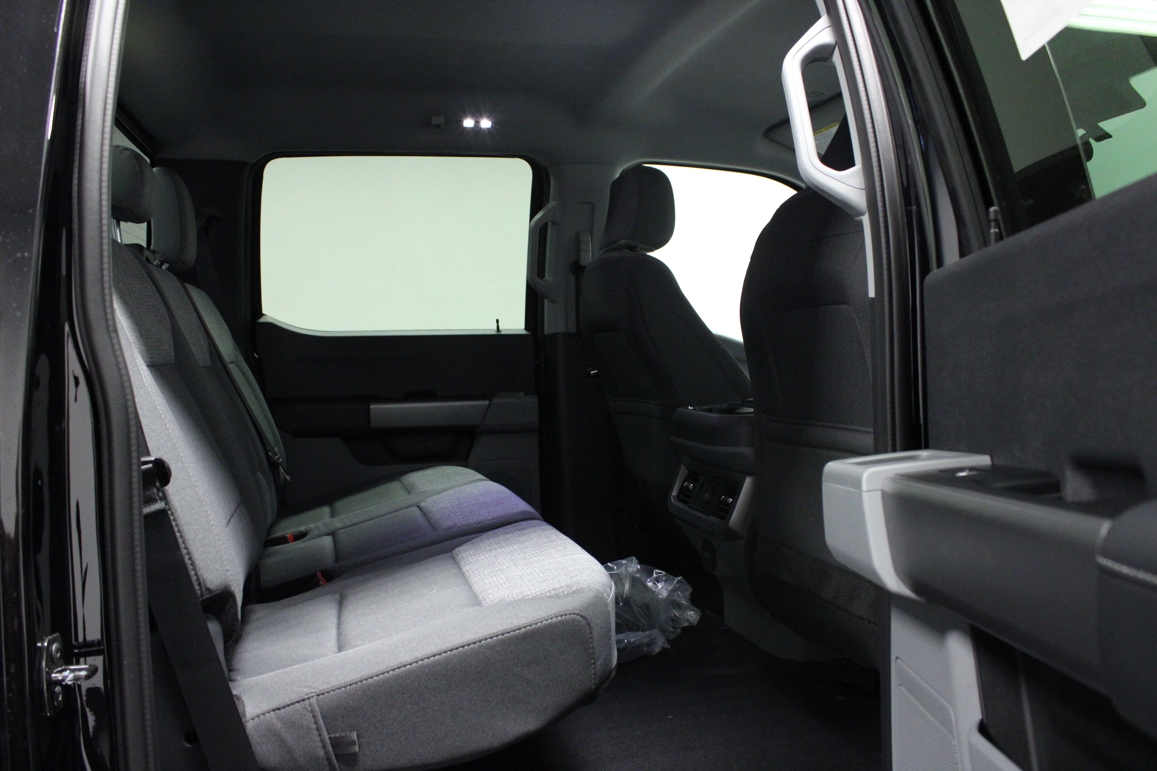 New 2026 Agate Black Metallic Ford F-250® XLT image 15