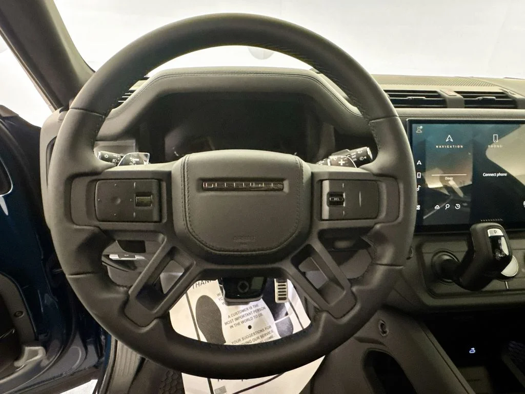 New 2026 Sargasso Blue Land Rover OCTA image 11