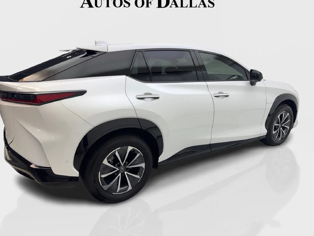 Used 2024 White Lexus 300e Premium image 15