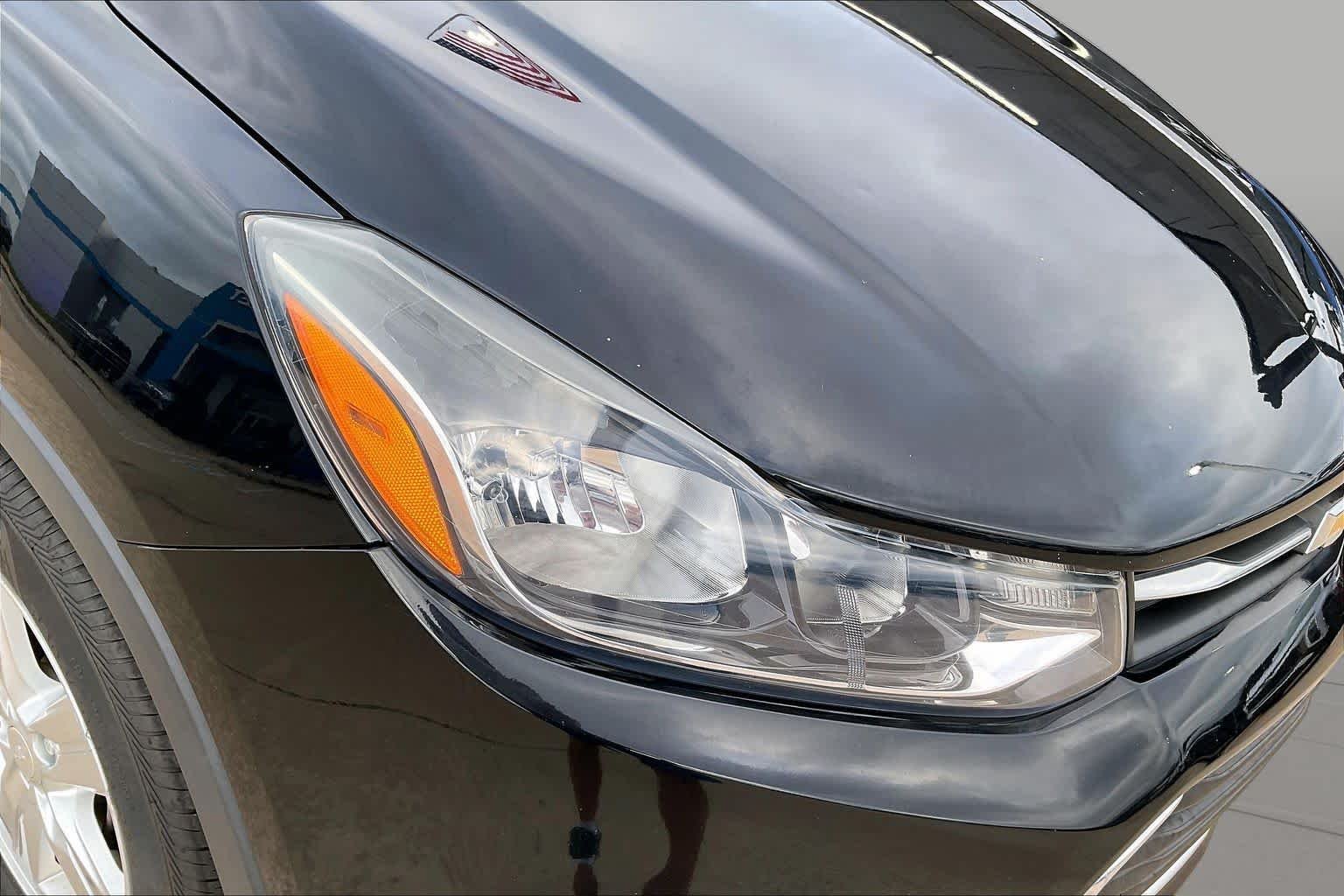 Used 2019 Mosaic Black Metallic Chevrolet LS image 25
