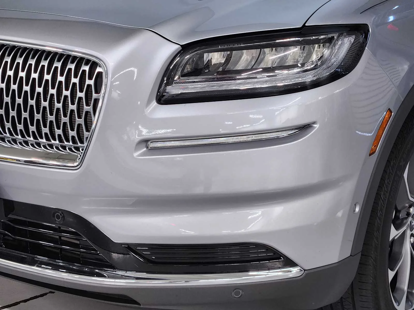 Used 2023 Silver Radiance Lincoln Reserve image 19