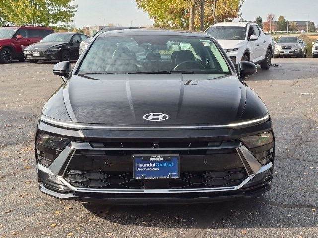 Used 2024 Black Hyundai Limited image 2